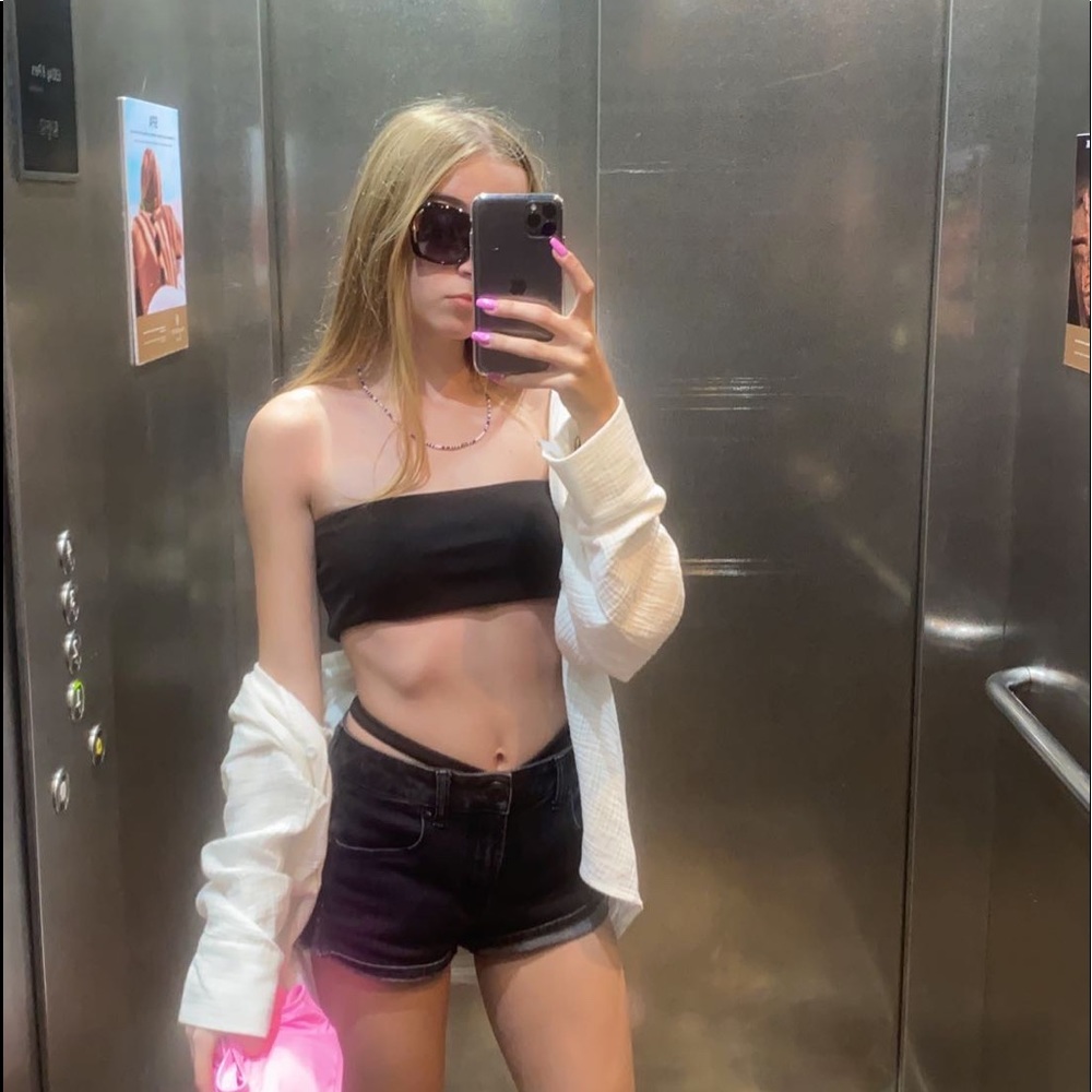 Meet your Posher, Victoria